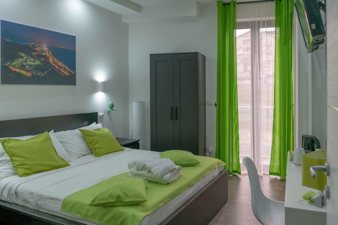 Marranzanu Rooms Санта-Тереза-ди-Рива Экстерьер фото